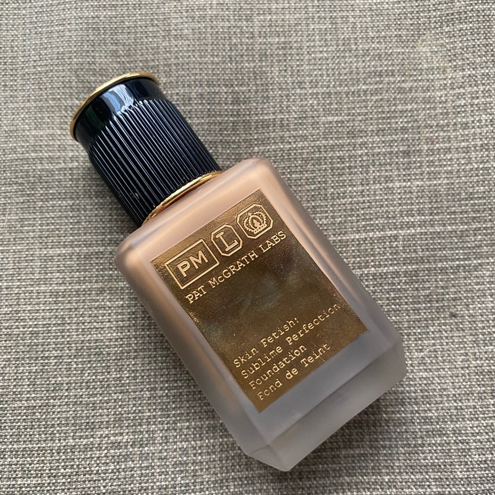 Pat McGrath Skin Fetish Sublime Perfection Foundation Shade M16